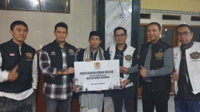 Komunitas Motor Gede HDCI Berikan Bantuan Kubah ke Masjid Nurul Khazanah Lembang