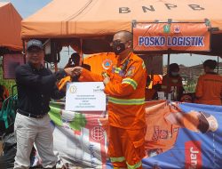 Politisi PKB Hasim Adnan, Tinjau dan Salurkan Bantuan untuk Korban Bencana Banjir Kota Sukabumi