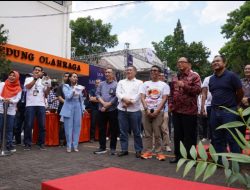 Bertajuk Menanam AHKLAK,  Pos Indonesia Tanam 27.600 Pohon Serentak dan Launching ULBI
