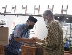 Wali Kota Sukabumi Lepas 13 ASN Yang Masuk Masa Purna Bhakti