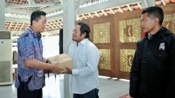 Pemkot Bandung Salurkan Sembako Kepada 1.300 Petugas TPS