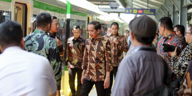 Jokowi Respmikan Kereta Cepat, Bambang: Tingkatkan Geliat Ekonomi dan Pariwisata Kota Bandung