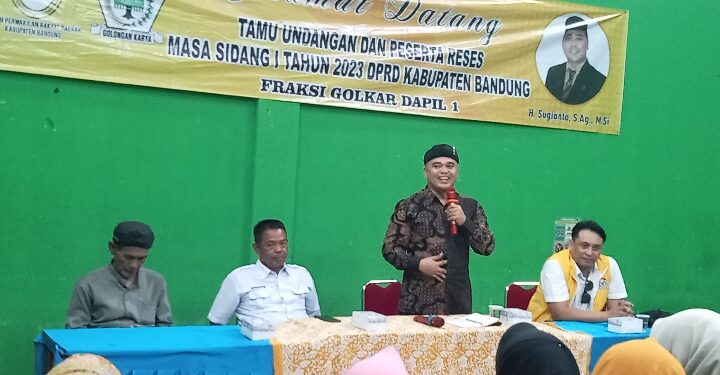 Ketua DPRD Kabupaten Bandung, H. Sugih Sosialisasikan Tata Cara Pencoblosan Pemilu 2024