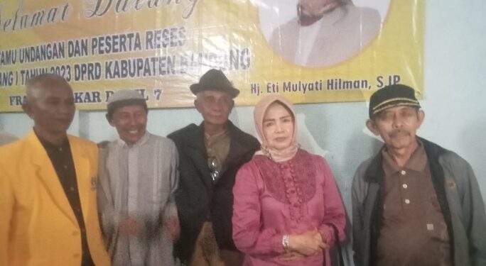 H. Eti Apresiasi Komunikasi Antara Kades dan Warga