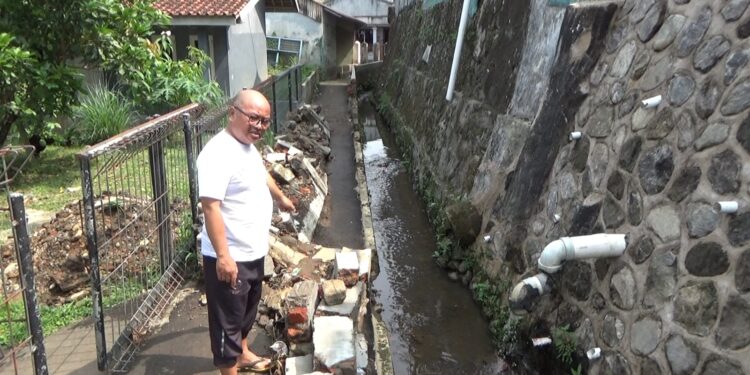 Warga Desak Pemerintah Daerah Kota Sukabumi Perbaiki Tanggul Jebol, Ketua RW: Surat Permohonan Sudah Sebulan Masuk