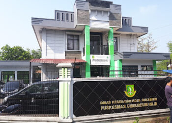 tampak depan Puskesmas Cibereum Hilir, Kecamatan Cibereum.