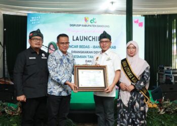 Digitalisasi Arsip – Perpustakaan, Bupati Bandung Luncurkan Aplikasi Si Lancar Bedas dan i-BandungKab