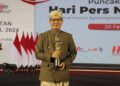 Disaksikan Jokowi, Bupati Dadang Supriatna Raih Anugerah PWI Pusat di Hari Pers Nasional 2024