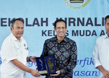 Dunia Jurnalisme Tengah Bersaing Dengan Artificial Intelegence