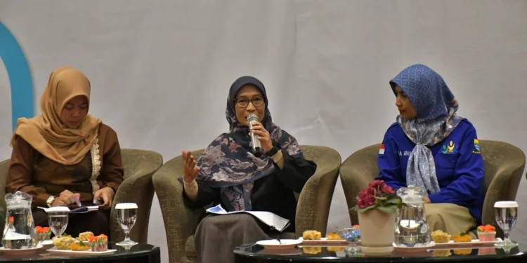 Pj Ketua TP PKK Kota Sukabumi Hadiri Seminar bersama Kader Posyandu se-Kota Sukabumi