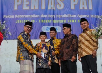 Plh Sekda Kota Bandung Buka Pentas PAI Tingkat Jawa Barat Momentum Pendidikan Karakter dan Agama Bagi Anak