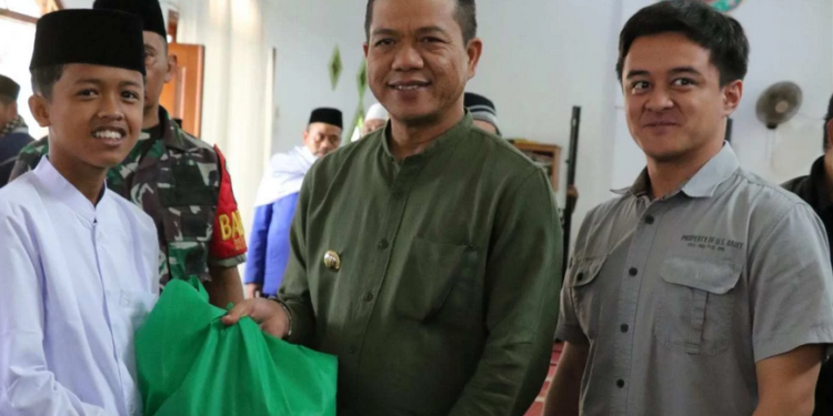 Jumling ke-100 Bupati Bandung di Masjid Asyuja’iyah Sukawening Ciwidey