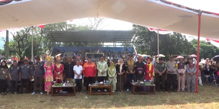 Gelar Pawai Budaya Situmekar Tahun 2024, Kekompakan Masyarakat Menjadi Nilai Utama Dalam Pembangunan Kota Sukabumi