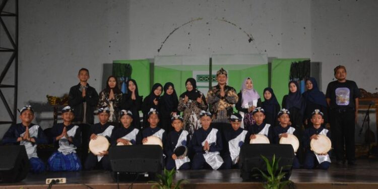 Gerakan Seniman Masuk Sekolah Atasi Minimnya Tenaga Pengajar Bidang Kesenian dan Kebudayaan