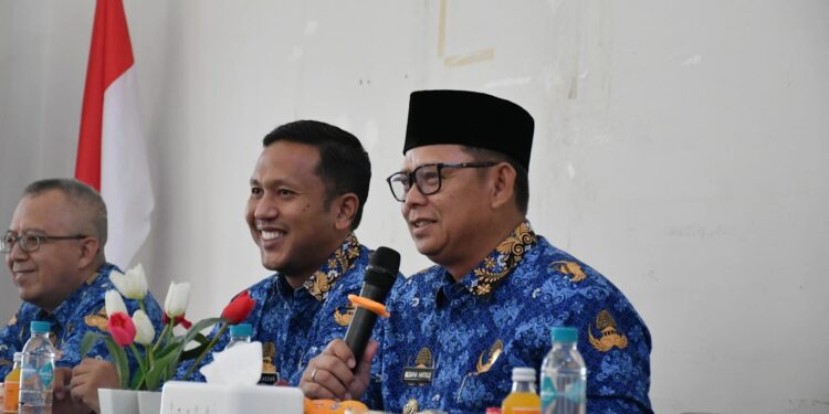 Pj Wali Kota Sukabumi Lakukan Kunjungan Kerja ke Kecamatan Cikole