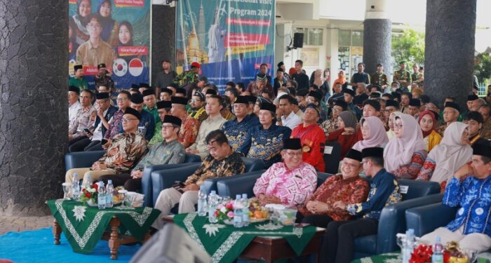 Calon Wakil Walikota Bandung Dhani Wirianata Hadiri Resepsi Milad ke-112 Muhammadiyah
