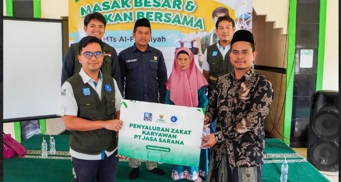 Baznas Jabar Gelar Makan Gratis di MTs Al-Faqihiyah, Kabupaten Bandung