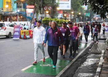 Semangat Kebugaran Runners Padati Balai Kota Bandung dalam “Run for Humanity 2025”
