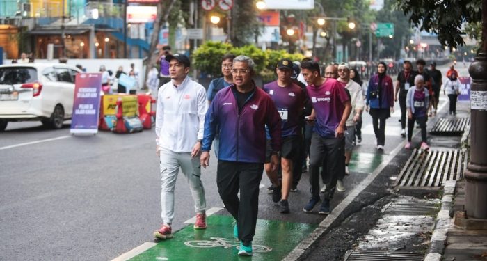 Semangat Kebugaran Runners Padati Balai Kota Bandung dalam “Run for Humanity 2025”