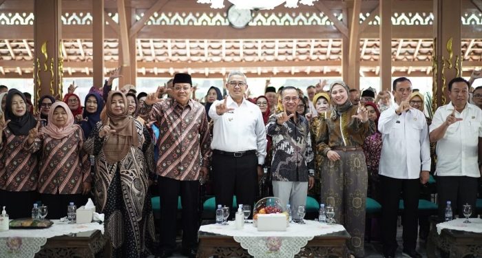 Wujudkan Kota Bandung Ramah Lansia, Di Awali dengan Perbaikan Infrastruktur dan PJU