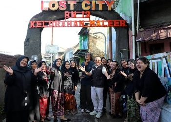 Taman Lost City di Sungai Cikapundung Kota Bandung Ruang Terbuka Untuk Beraktifitas Masyarakat