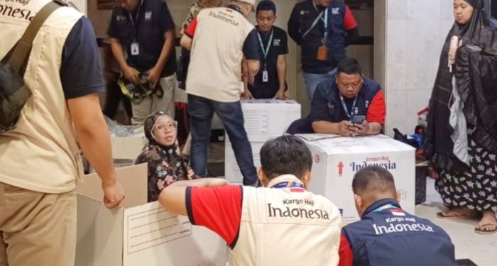 Pos Indonesia Sudah Antar Oleh-oleh Haji Sampai Rumah Jemaah Masih di Makkah
