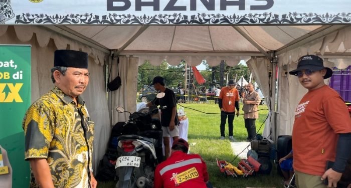 BAZNAS Jabar Hadirkan Servis Motor Gratis hingga Charity Store di Karawang