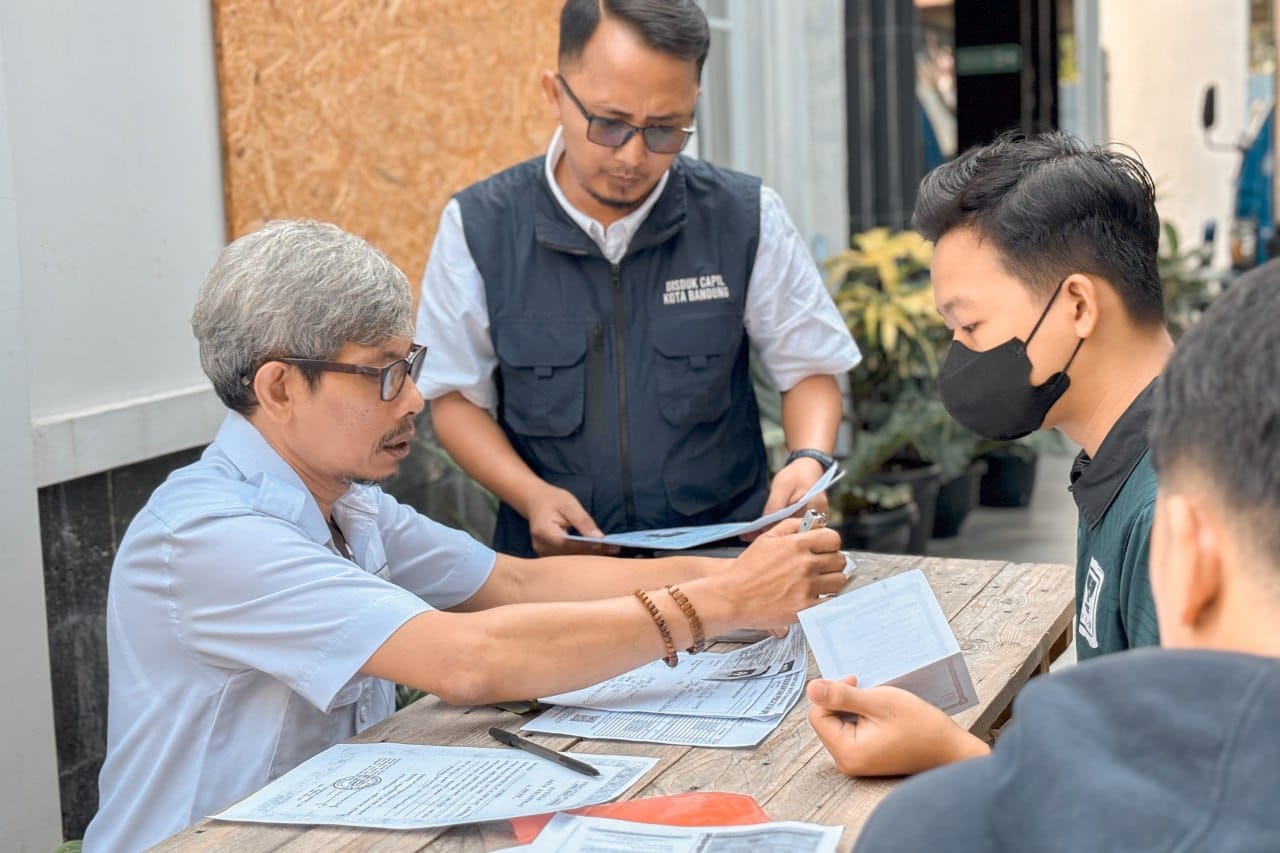 Disdukcapil Bandung Dorong Digitalisasi Adminduk, Hadirkan Layanan Cepat dan Inklusif