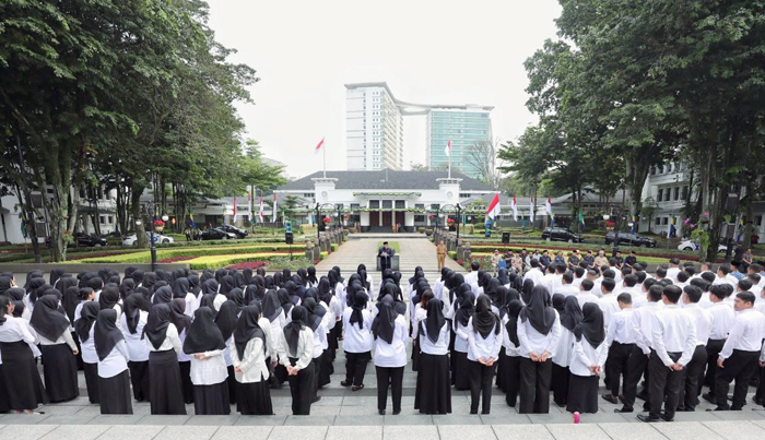 Farhan Lantik 212 PNS dan PPPK di Lingkup Pemkot Bandung