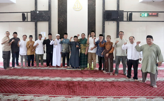 Lindungi Diri, Wakil Wali Kota Bandung Ajak Warga Rajin Bersedekah