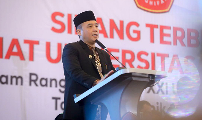 Wisuda Ke-21 Universitas Al-Ghifari Bandung, Erwin: Wisuda Bukanlah Akhir dari Perjalanan, Melainkan Awal dari Pengabdian