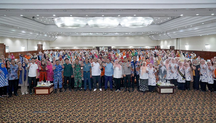 Toni Wijaya Menghadiri Acara Puncak Senandung Perdana