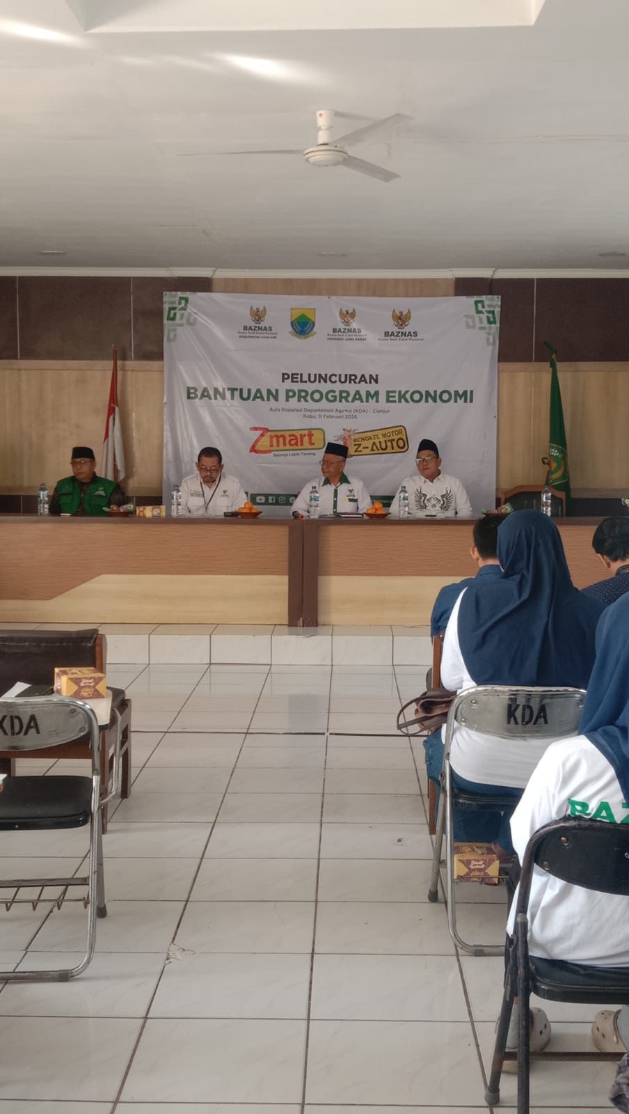 Perkuat Ekonomi Umat, BAZNAS Salurkan Program Z Mart dan Z Auto di Cianjur