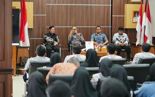 Insentif Guru PPPK Naik Tajam, Wali Kota Sukabumi Tegaskan Disiplin dan Kinerja Tak Bisa Ditawar