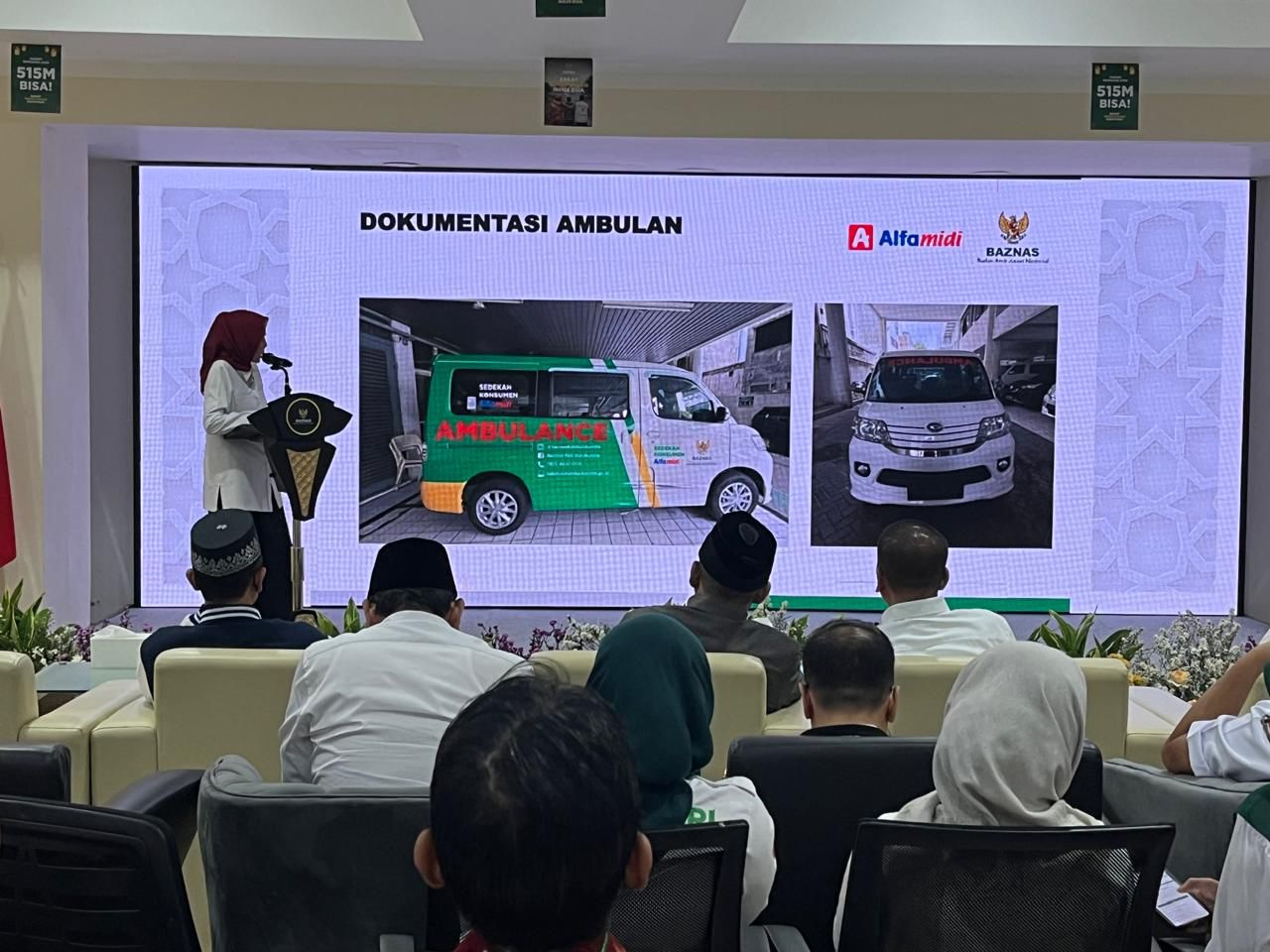 Sedekah Konsumen Alfamart–Alfamidi Salurkan Ambulans untuk Layanan Kesehatan BAZNAS Jabar