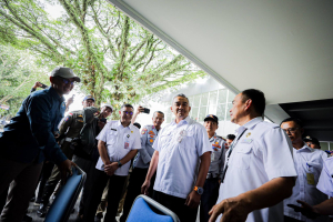 Muhammad Farhan Meninjau Kegiatan Imbauan Simpatik Sekaligus Pelayanan Adminduk