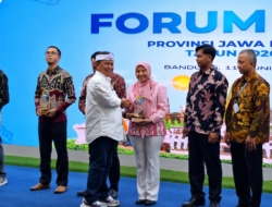 Program Berkelanjutan Berbuah Prestasi, Solusi Bangun Indonesia Masuk Tiga Besar Forum CSR Jabar 2026