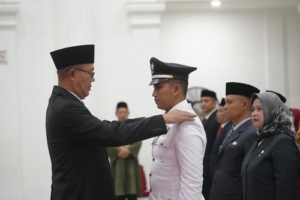 Dari Penataan ASN hingga Peningkatan PAD, Ini Pesan Wali Kota Saat Lantik 102 Aparatur Pemkot Sukabumi