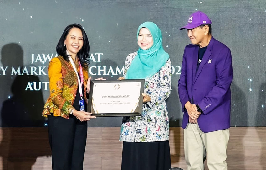 Dewi Hestiningrum Sari Raih Penghargaan, BRI Region 9 Bandung Perkuat Transformasi Digital