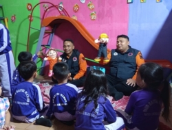 Yayasan CFA Gandeng BPBD Sukabumi Edukasi Mitigasi Bencana untuk Anak Usia Dini Lewat Boneka Tangan