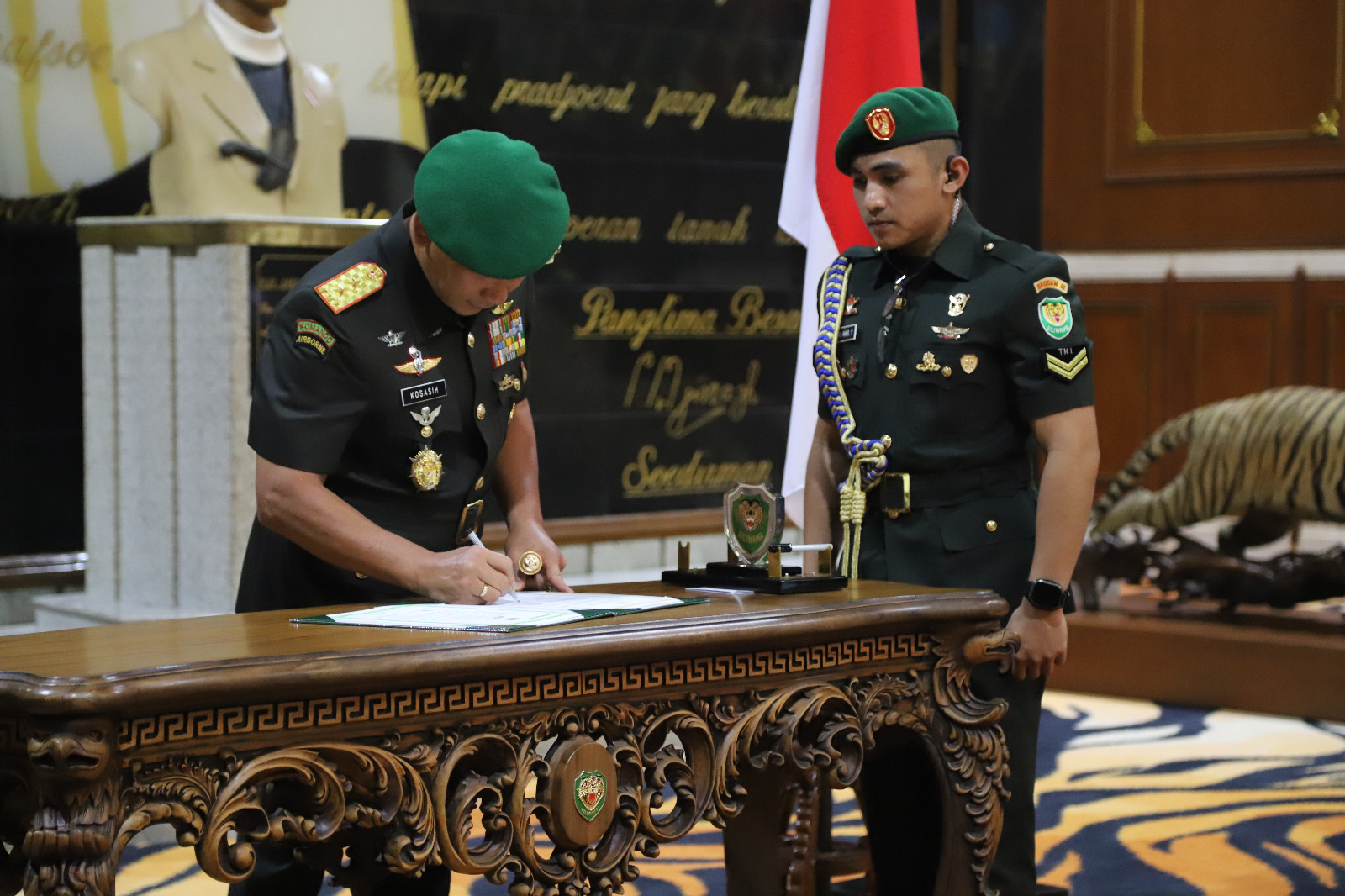 Pangdam Siliwangi Tekankan Sinergitas Saat Sertijab Dandim 0618/Kota Bandung