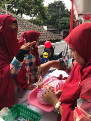 Alfamart dan Sweety Perkuat Layanan Posyandu, Sasar 8.400 Penerima Manfaat di 84 Titik