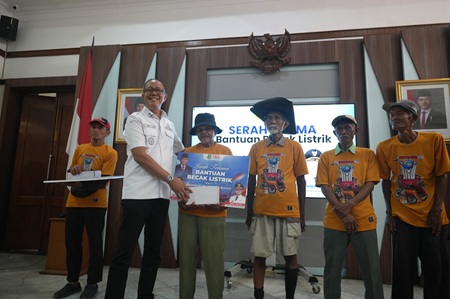 Dapat Bantuan 40 Becak Listrik dari Presiden Prabowo, Pemkot Sukabumi Bidik Peningkatan Kesejahteraan Penarik Becak